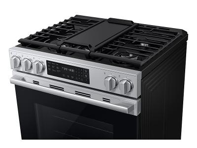 30" Samsung 80 Series 30 in. 6 cu ft. Stainless Steel Gas Slide-in Range with True Convection - NSG80H60SRAA